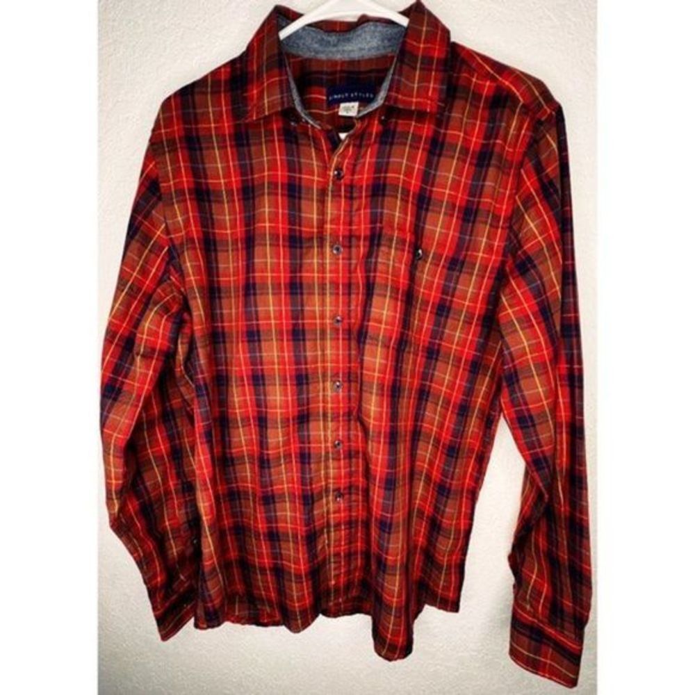Men's Plaid Flannel Button-Up Shirt - Size Medium - Long Sleeve- Simply Styled